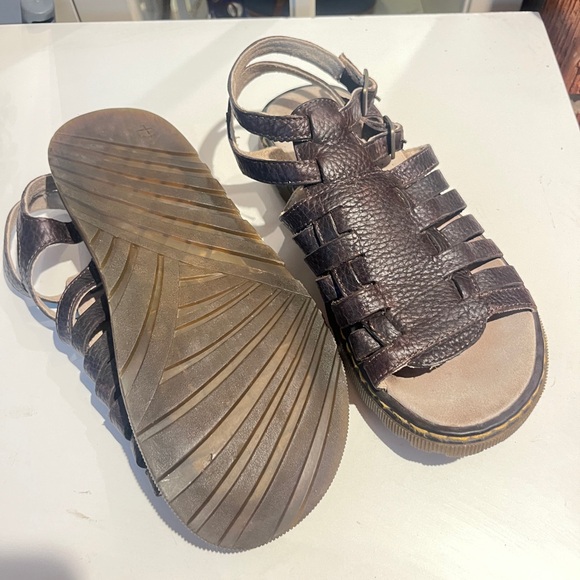 Dr Martens  Women’s Brown Sandals SZ 6.5 - Picture 5 of 5